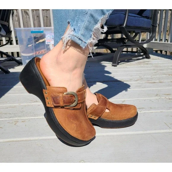 Crocs Cobbler 15513 Leather Clogs Heel Buckle Brown Slip On Women's Size… - Picture 3 of 12